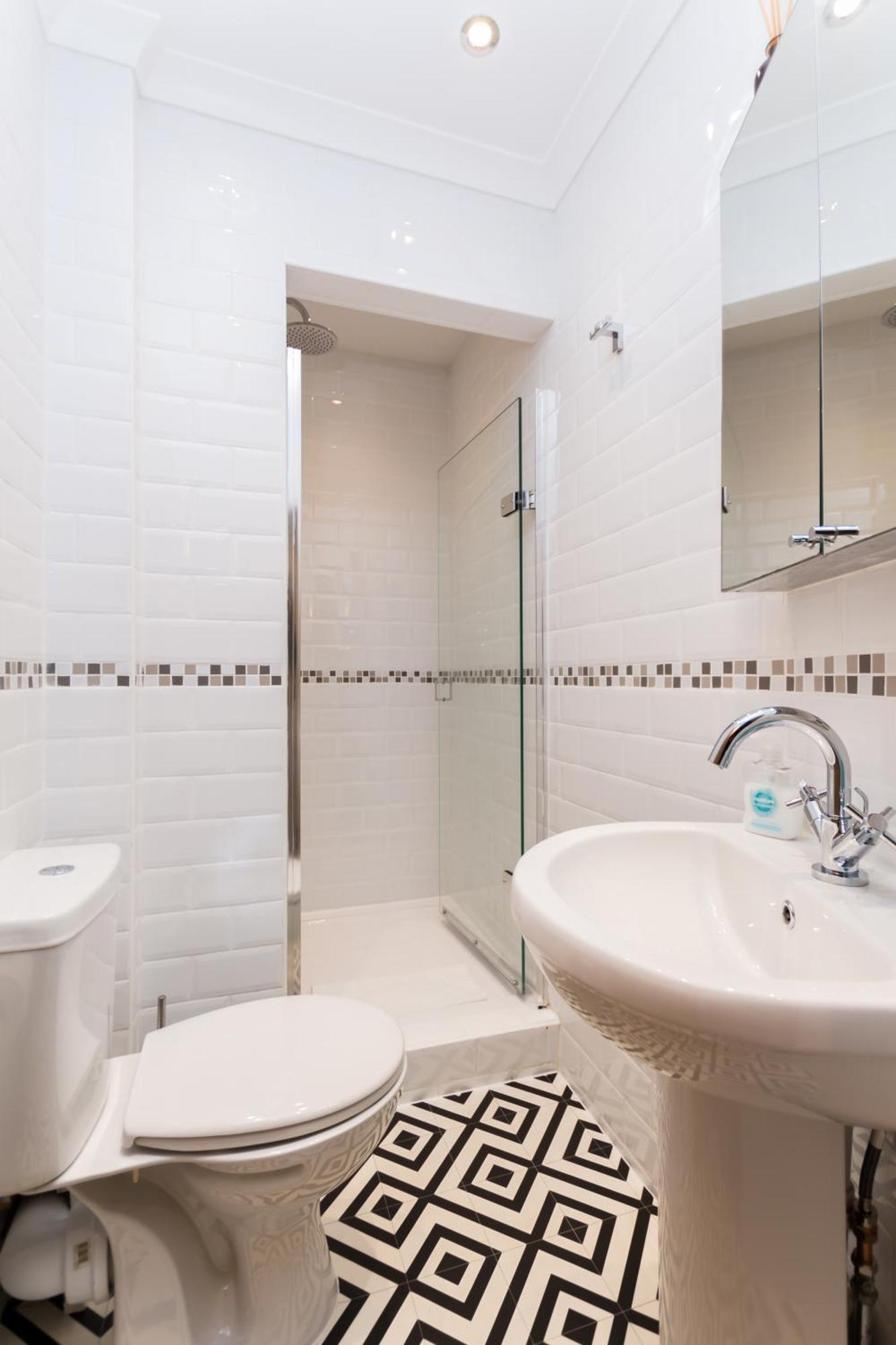 Vibrant 1br Apt Wprivate Decked Garden, Fast Wifi * Londres